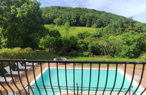 Saint-Hilaire-de-Lusignan House | Domaine de Bernassa - Privacy and calm in the heart of 20 hectares of nature.
