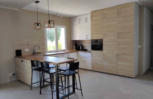 Besse-sur-Issole House | Domaine Chez Jean de Strivay