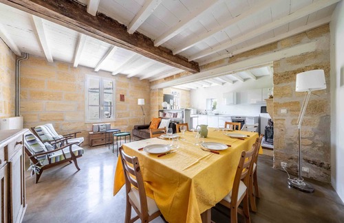 Puisseguin House | Domaine de Bayens - Piscine Privée