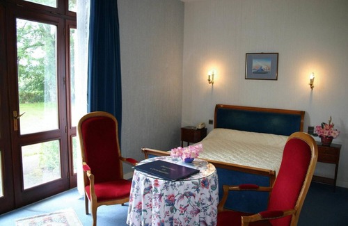 Riec-sur-Belon Hotel | Domaine De Kerstinec
