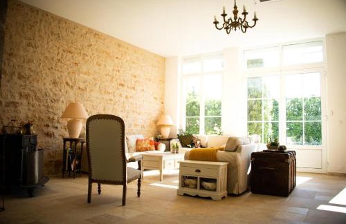 Sanxay House | Domaine De La Briouse - Pavillon