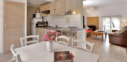 La Chapelle-Aubareil House | Domaine De La Licorne
