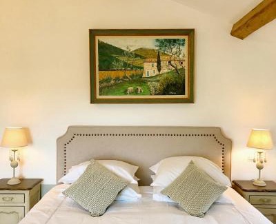 Pernes-les-Fontaines Bed & Breakfast | Domaine de La Brave