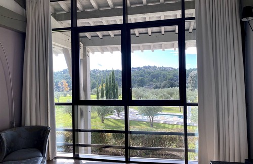 Les Baux-de-Provence Hotel | Domaine de Manville