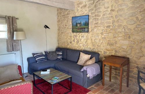 Caromb House | DOMAINE de MAS CARON Gîte 4* au pied du Ventoux en Provence