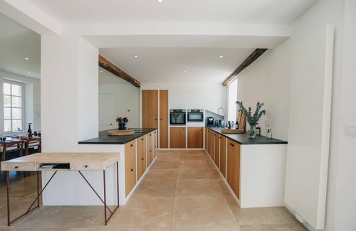 Loix Villa | Domaine des Tours - Tennis Court