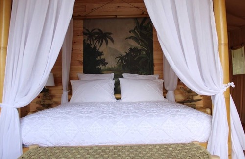 Coutras Bed & Breakfast | Domaine le lac bleu