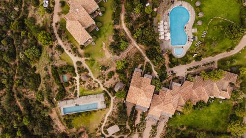 Santa Giulia Resort | Domaine Santa Giulia Palace