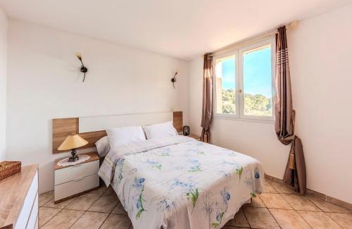 Montauroux House | Domaine Soleu - piscine et vue montagnes