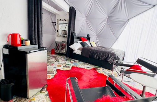 South Haven Resort | Dome 7: Rebel Rouge Retreat