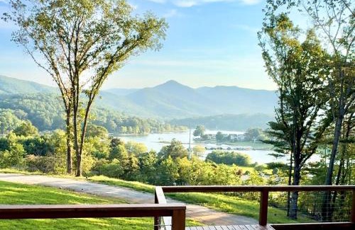 Hiawassee Other | Dome Home Lake and Mountain Views Hot Tub