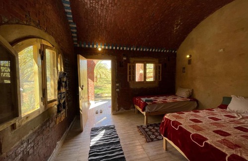 Al-Wahat al-Bahariyah Bed & Breakfast | Domed Bedouin Chalet