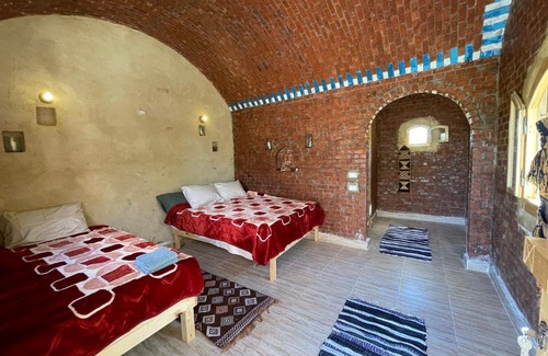 Al-Wahat al-Bahariyah Bed & Breakfast | Domed Bedouin Chalet