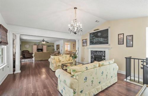 Surfside Beach House | Domingos Beach Bungalow- The Coffee House