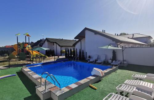 Grzybowo Resort | Domki i Pokoje Baltimor