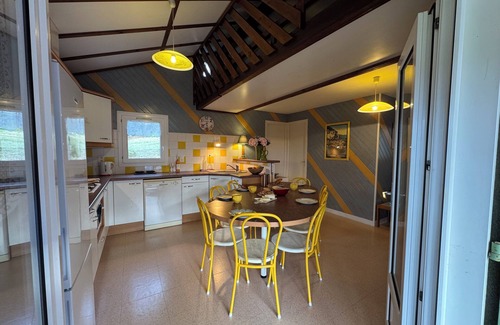Domme Ski Chalet | Domme Gite with pool sleeps 8