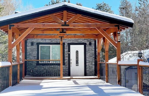 Meadowbrook Estates Cabin | Doms House - Stunning design, an unforgettable location to make family memories!