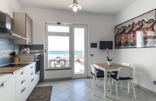 Formia Apartment | Domus Hormiae luxury on the beach