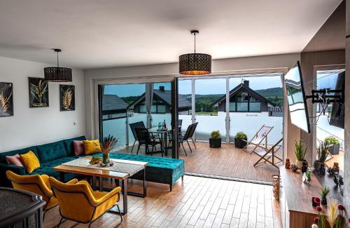 Zwierzyniec Villa | Domy na Roztoczu Aleja Lipowa B,G,J,K Sauna Jacuzzi Kajaki