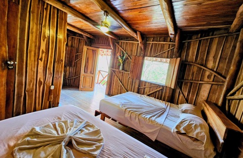 Playa Santa Teresa Cabin | Don Jons Lodge -Surf & Yoga