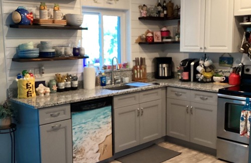 Ozona House | Don't worry beach happy