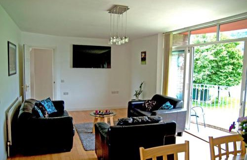 Newcastle Apartment | Donard Holidays