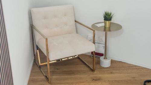 Innere Stadt Apartment | Donau Bliss Linz City Suite
