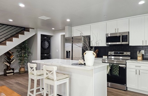 Mid City House | Dondo Stay