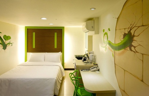 Zhongzheng Hotel | Dongmen Hotel