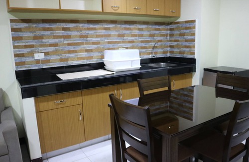 Highway Hills Hotel | Doniti Suites and Events Place
