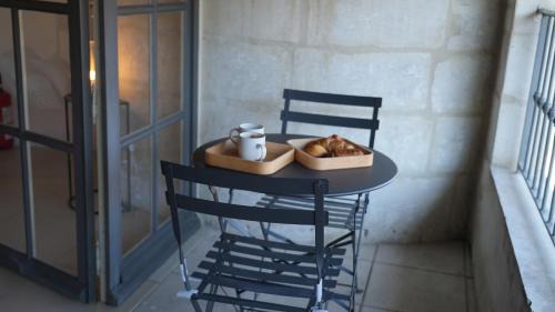Beaucaire Apartment | * * * Donjon du Bijoutier * * * Wifi+Clim+Terrasse