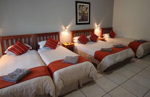 Beaufort West House | Donkin House