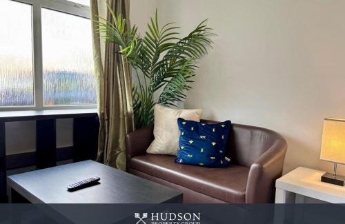 Donnington Apartment | Donnington Apartments - Studio 1