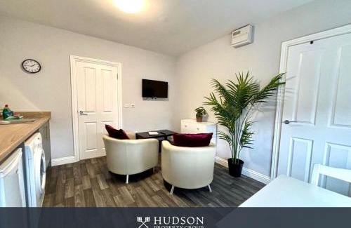 Donnington Apartment | Donnington Apartments - Studio 2