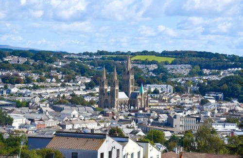 Truro House | Donnington Guesthouse