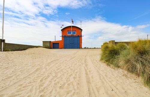 Caister-on-Sea Cottage | Donnys Plaice