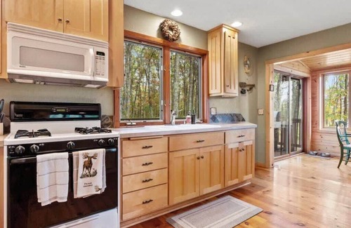 Crosslake Cabin | Don’t Miss This Cozy Rock Lake Fall Escape