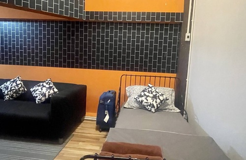 Nana Cabin | Doodle Lodge Bangkok