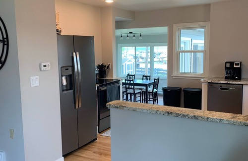 Algoma House | Door County Fall Fest Sturgeon Bay Green Bay Packers Shuttle Lake Michigan