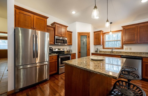 Baileys Harbor House | Door County Retreat. Walk to Kangaroo Lake.