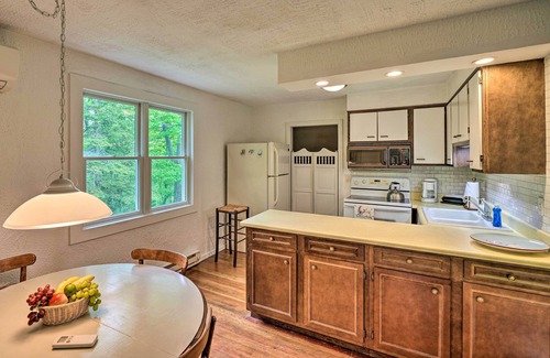 Ellison Bay Apartment | Door County Retreat ~ 3 Mi to Sister Bay Beach