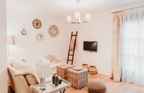 La Florida Apartment | DOOR LA CARNE-JUDERÍA
