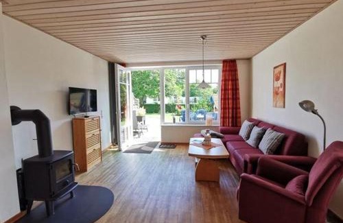 Presen House | Doppelhaushaelfte-Klatschmohn