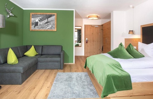 Pertisau Cottage | Doppelzimmer mit Balkon Kat. B - Gasthof Dorfwirt