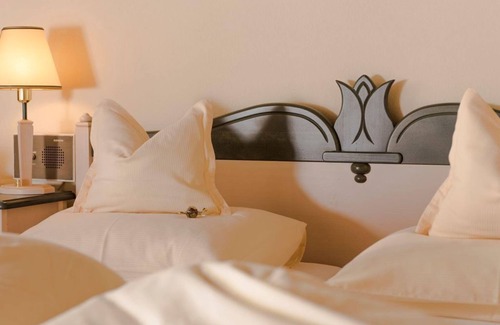 Feld am See House | Doppelzimmer Abendsonne Frühstück 1-4 Nächte - Bike-boutiquehotel Lindenhof