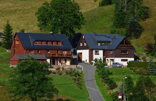 Rehefeld-Zaunhaus Apartment | Doppelzimmer im Gästehaus - Gästehaus Ihle - Ferienwohnungen & Appartements
