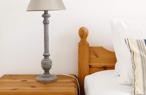 Morbisch am See Cottage | Doppelzimmer mit Balkon und Kleinem Bad - Pension Laubenhof