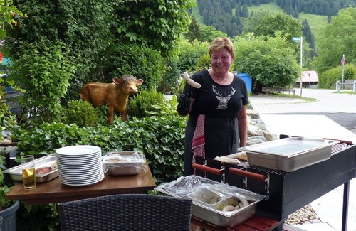 Bad Hindelang House | Doppelzimmer Standard - Hotel Restaurant Amadeus