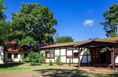 Treppendorf House | Doppelzimmer, WC und Dusche - Hotel-restaurant Lindengarten