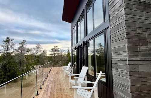 Northern Bruce Peninsula Cottage | Dorcas Bay Dreams - Largest Private Beachfront in Bruce Peninsula with Hottub!